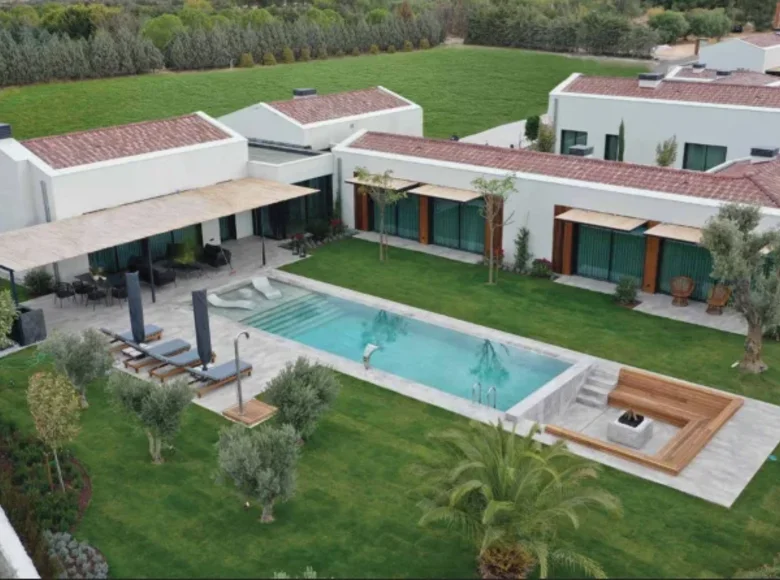 5-Zimmer-Villa 208 m² Çeşme, Türkei