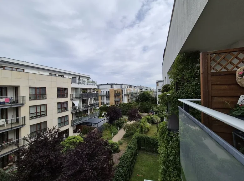 Wohnung 3 zimmer 77 m² Warschau, Polen