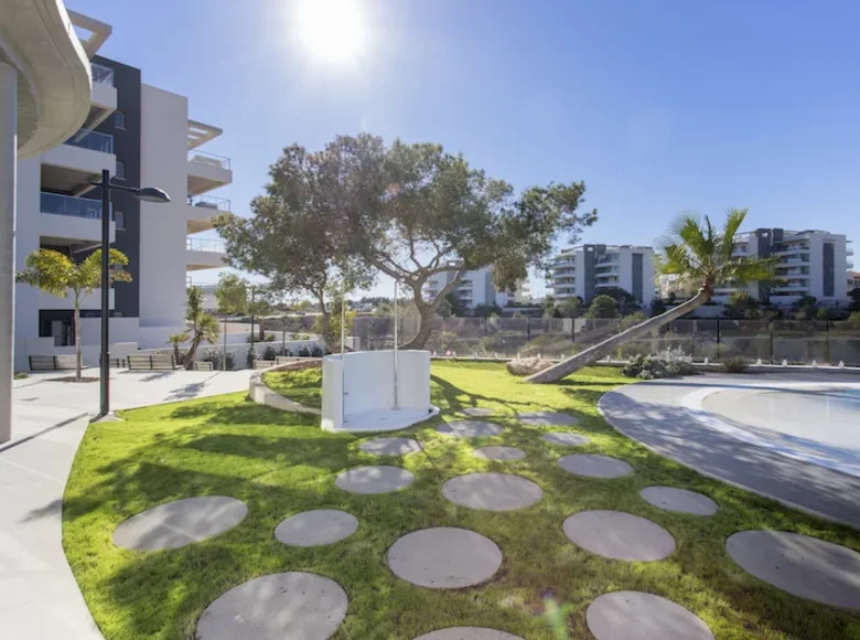 Mieszkanie 3 pokoi 71 m² Orihuela, Hiszpania