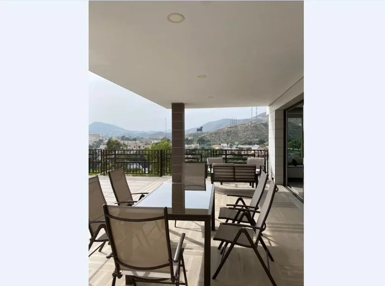 Villa de tres dormitorios 500 m² El Campello, Španjolska