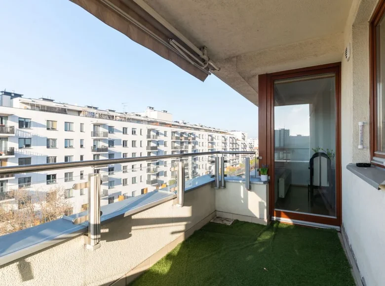 Commercial property 3 rooms 75 m² in Warsaw, Poland