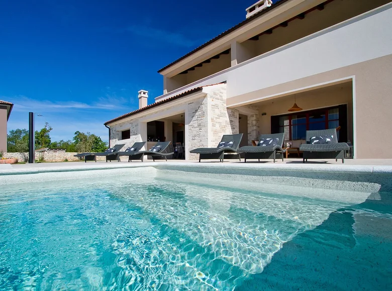 Haus 3 Schlafzimmer 440 m² Opcina Svetvincenat, Kroatien