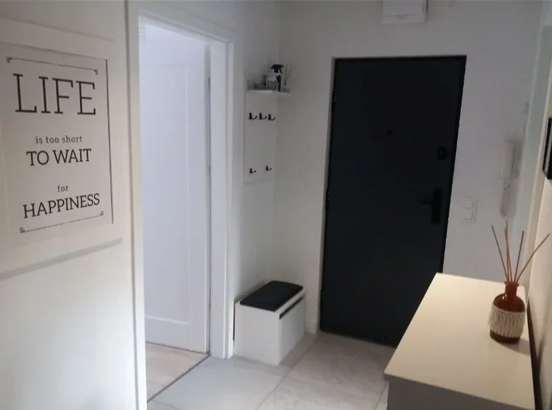 Квартира 4 комнаты 62 м² Варшава, Польша