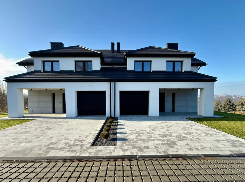 Duplex 4 bedrooms 162 m² gmina Mogilany, Poland