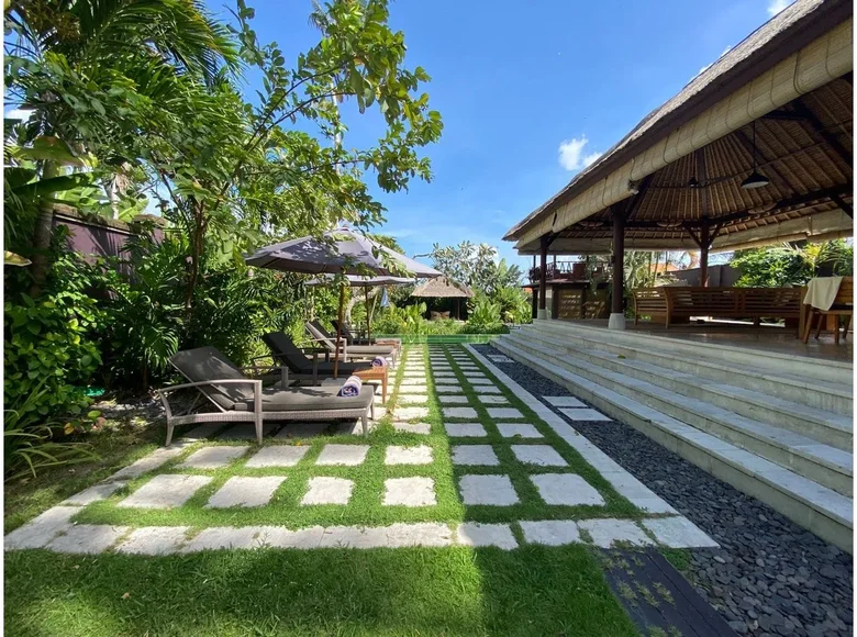 Вилла 2 спальни 146 м² Cemagi, Индонезия