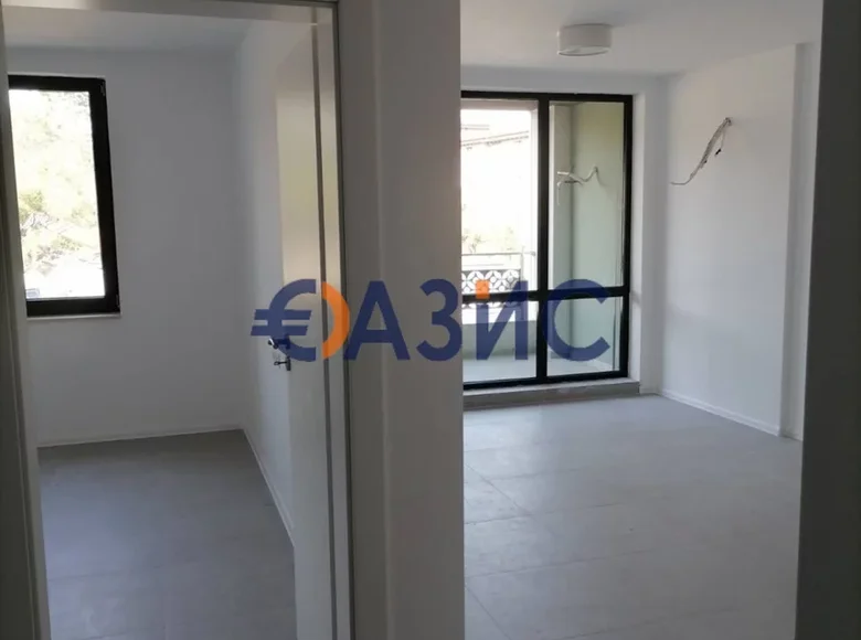 Квартира 2 спальни 66 м² Созополь, Болгария