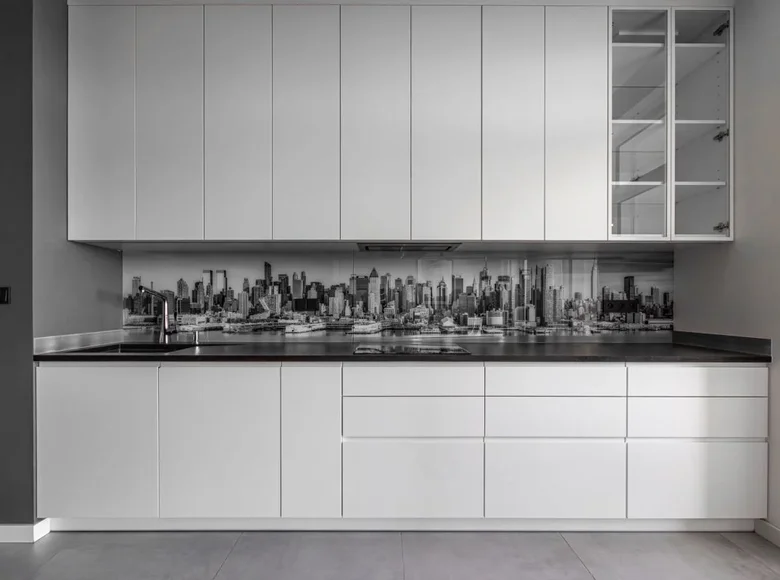 3 room apartment 95 m² in Warsaw, Poland