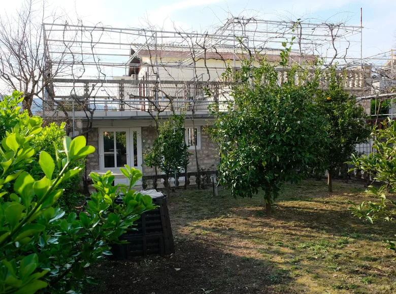 5 bedroom house 882 m² Lastva Grbaljska, Montenegro