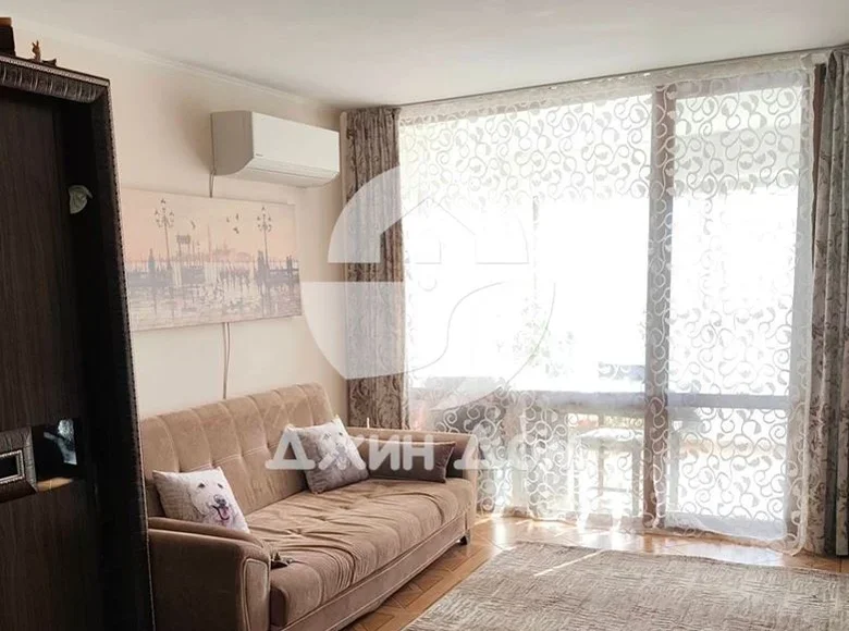 2 bedroom apartment 95 m² Aheloy, Bulgaria