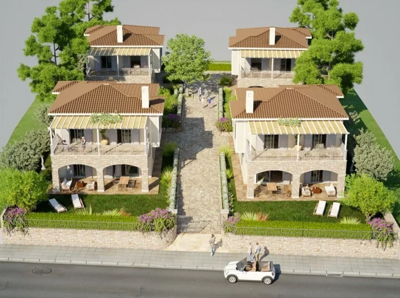 4-Schlafzimmer-Villa 160 m² Nikiti, Griechenland