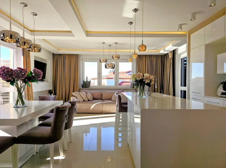 4 room apartment 98 m² Warsaw, Poland