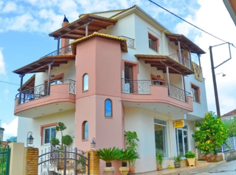 Вилла 3 спальни 300 м² Фильяте, Греция