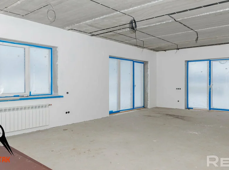 Cottage 263 m² Ratamka, Belarus