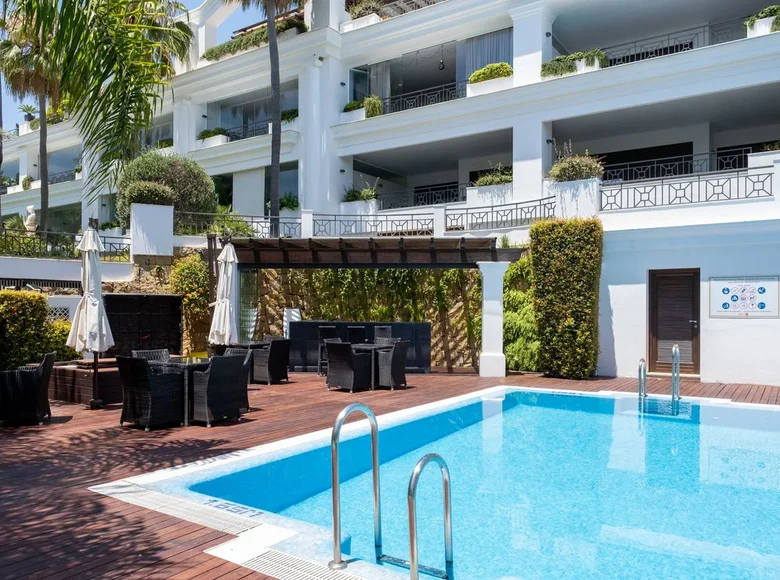 Apartamento 3 habitaciones 136 m² Estepona, Španjolska