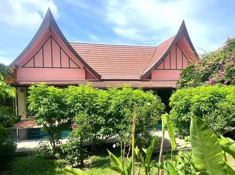 Willa 4 pokoi 300 m² Rawai, Tajlandia