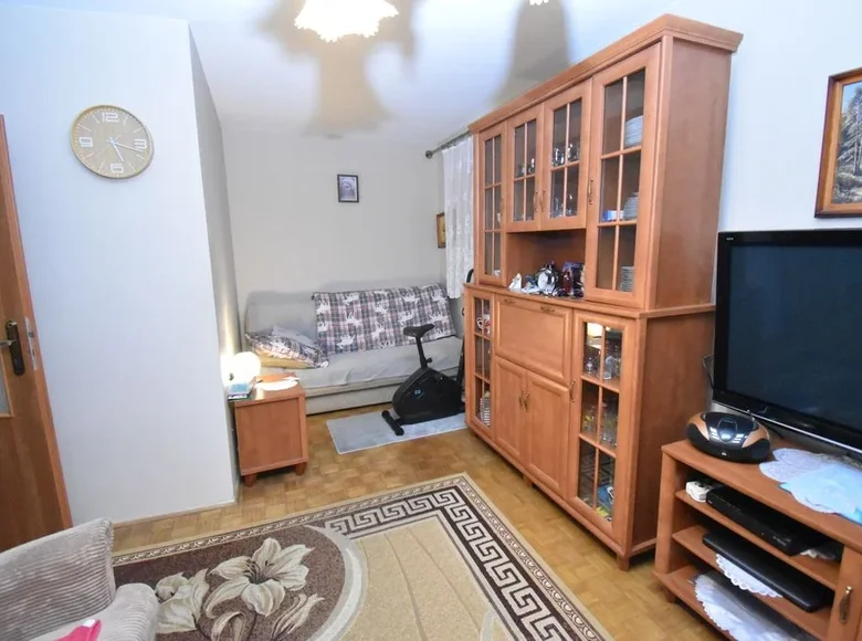 2 room apartment 37 m² Warsaw, Poland