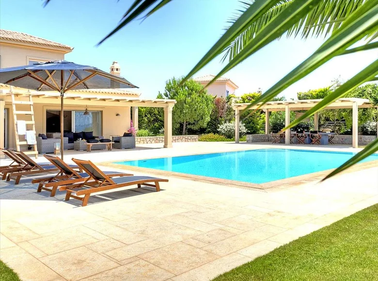 villa de 5 dormitorios 270 m² Municipality of Ermionida, Grecia