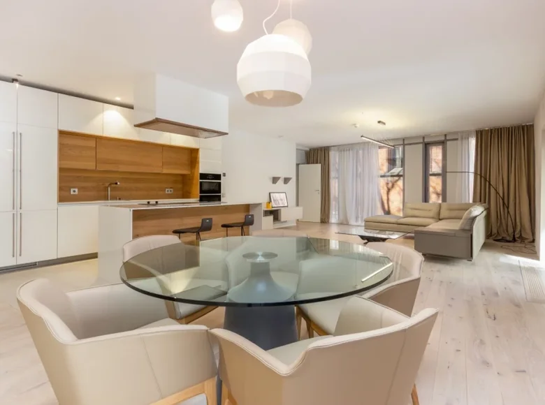 4 room apartment  Riga, Latvia