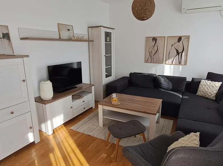 Квартира 1 комната 50 м², Черногория