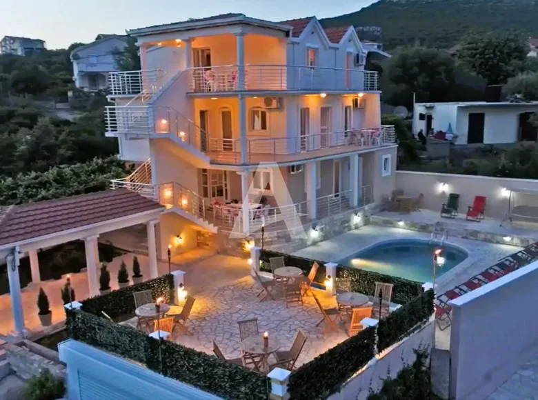 Willa 7 pokojów  w Czarnogóra, Czarnogóra