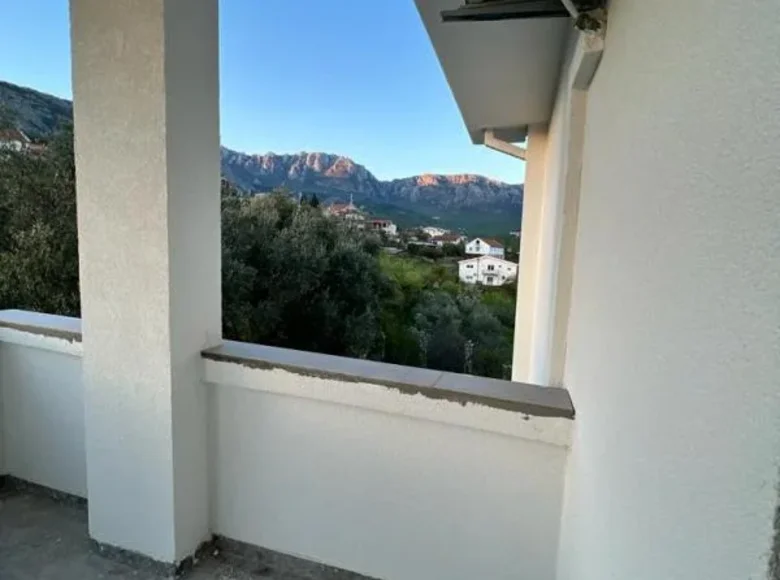 2 bedroom apartment 83 m² Susanj, Montenegro