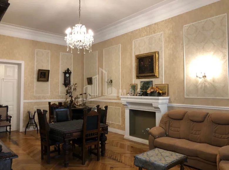 3 bedroom apartment 190 m² Tbilisi, Georgia