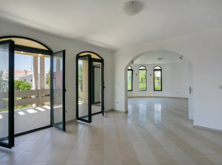 Willa 4 pokoi  Kunje, Czarnogóra