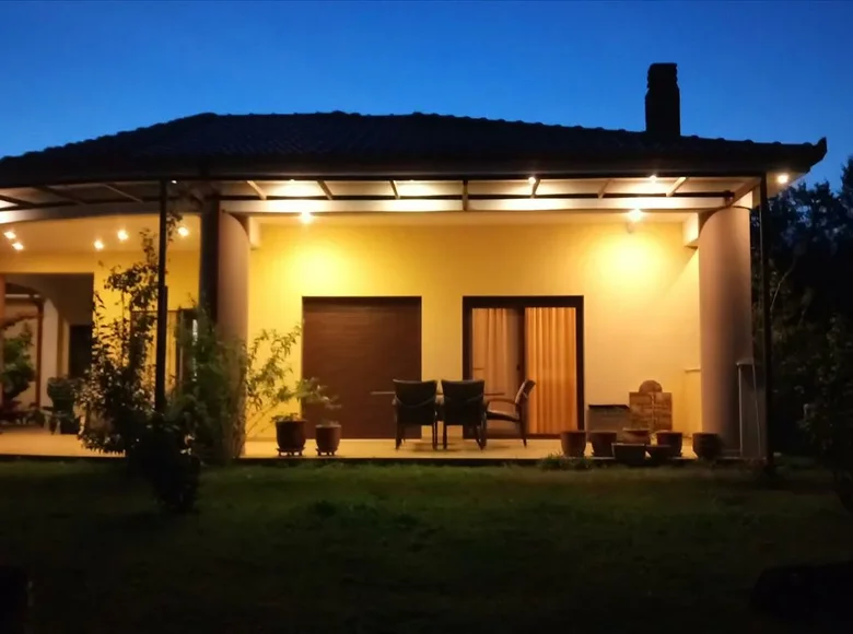 Dom wolnostojący 5 pokojów 161 m² Sarti, Grecja