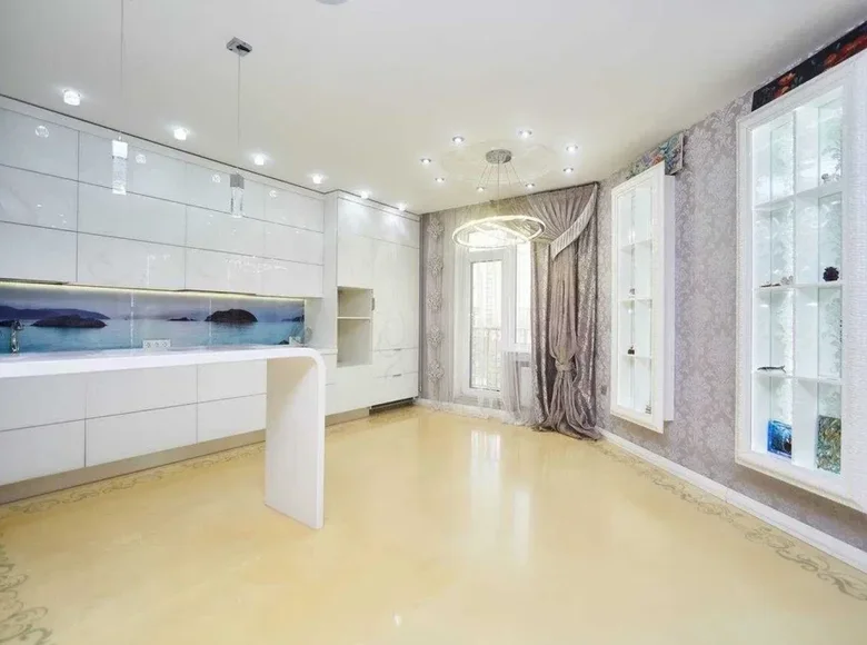 2 room apartment 87 m² Odesa, Ukraine