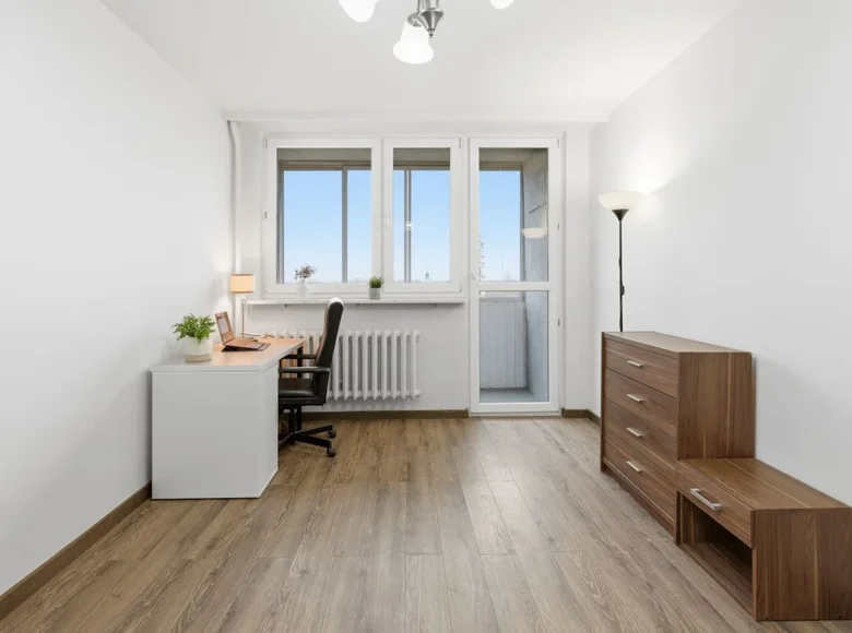 3 room apartment 48 m² Warsaw, Poland