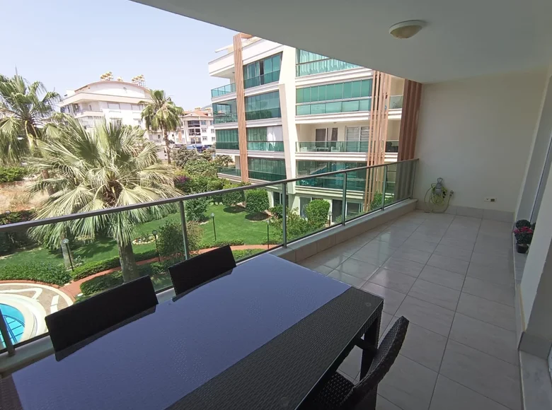 1 bedroom apartment  Oba, Turkey