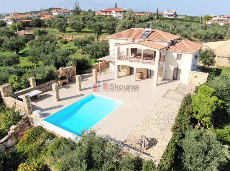 4 bedroom Villa  Koroni, Greece