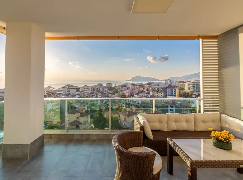 Квартира 3 комнаты  Аланья, Турция