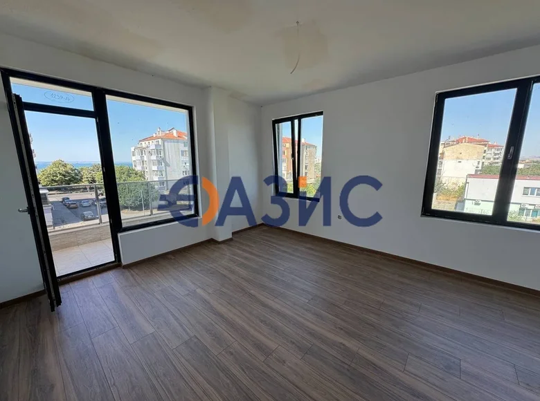 1 bedroom apartment 67 m² Pomorie, Bulgaria