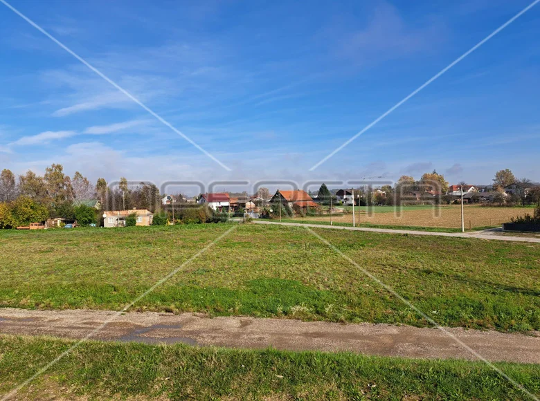 Atterrir 8 130 m² Kuce, Croatie