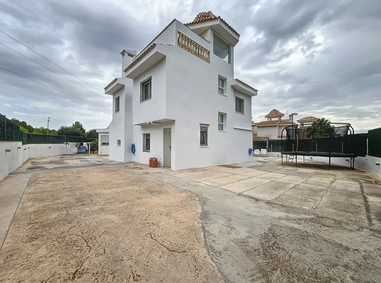 Willa 4 pokoi 200 m² La Nucia, Hiszpania