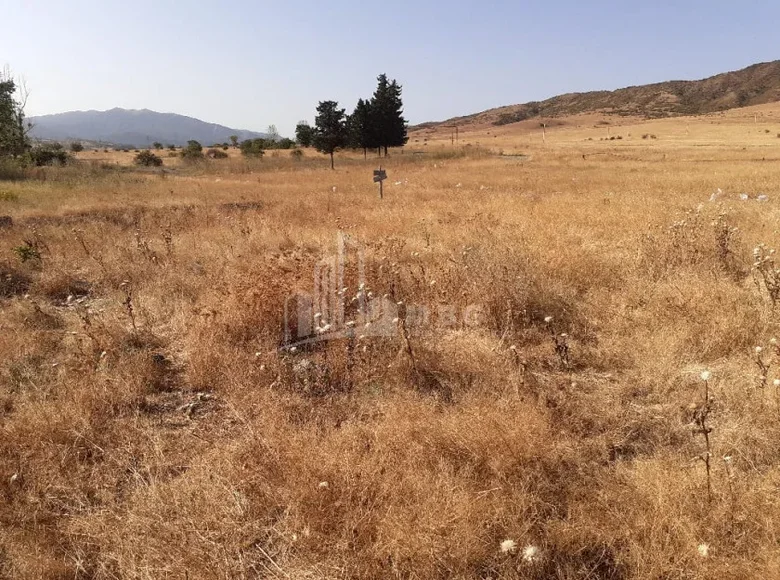 Atterrir 2 400 m² Tbilissi, Géorgie