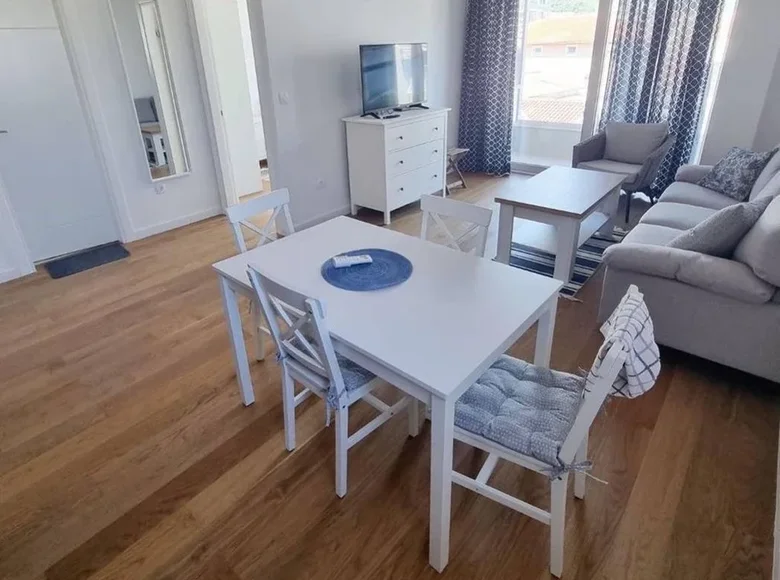 Mieszkanie 3 pokoi 65 m² w Budva, Czarnogóra