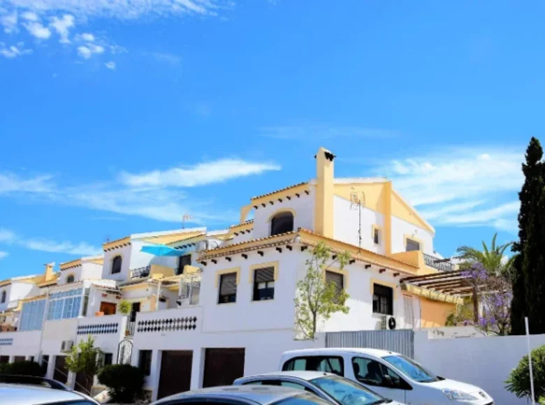 Bungalow z 3 sypialniami 84 m² Urbanizacion Dona Pepa, Hiszpania