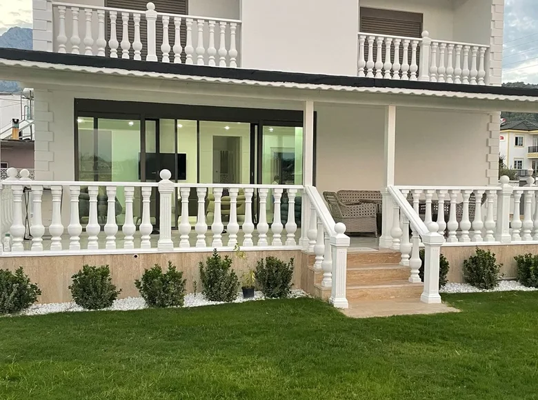 Willa 5 pokojów 220 m² Mediterranean Region, Turcja