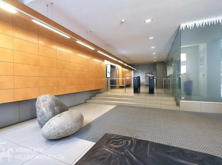 Büro 2 zimmer 54 m² in Minsk, Belarus