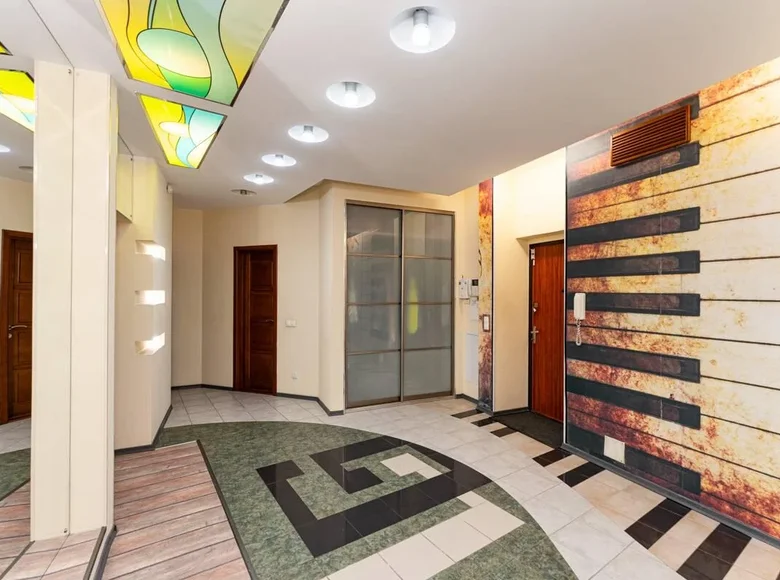 Wohnung 5 zimmer 232 m² Minsk, Belarus