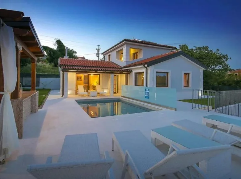 4 bedroom Villa 203 m² Grad Novigrad, Croatia