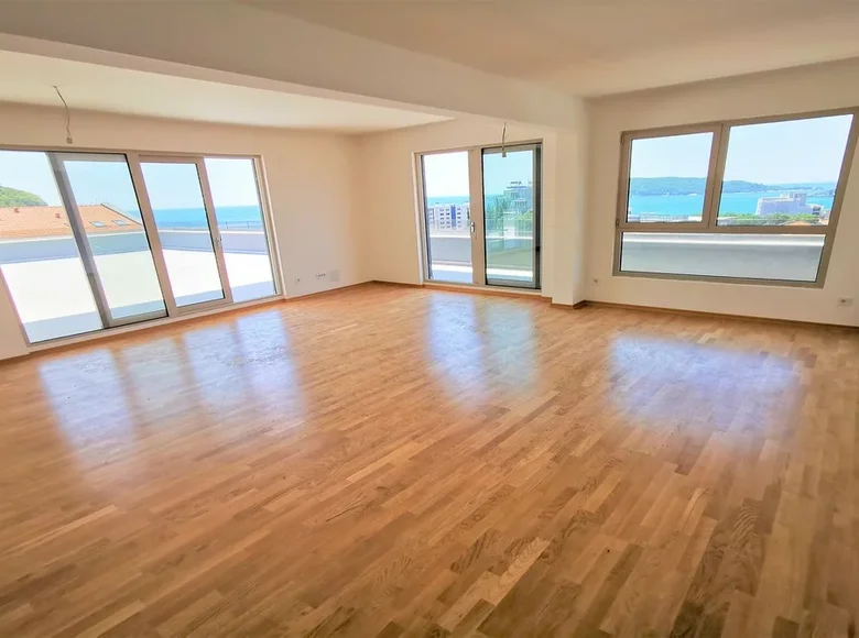 Mieszkanie 4 pokoi 220 m² Boreti, Czarnogóra