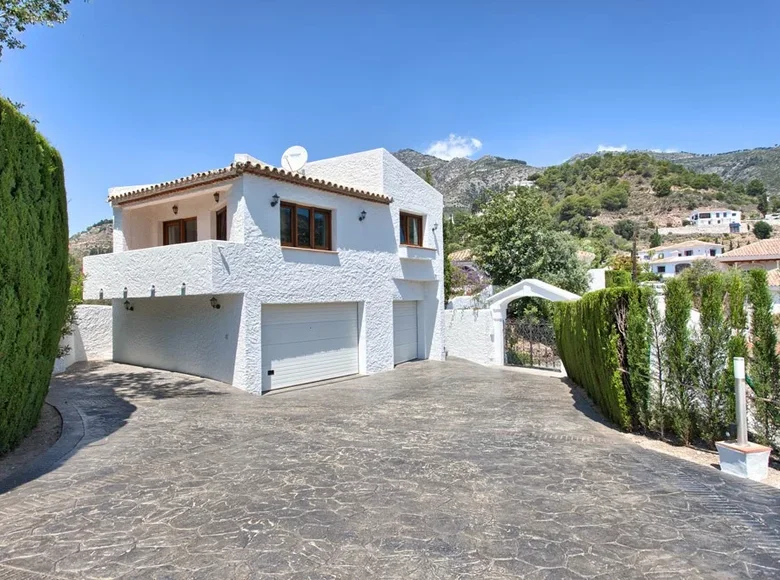 Villa de 4 dormitorios 365 m² Mijas, Španjolska