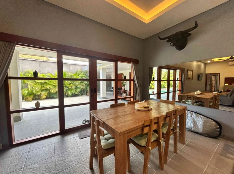 2 bedroom Villa 200 m² Pemecutan, Indonesia