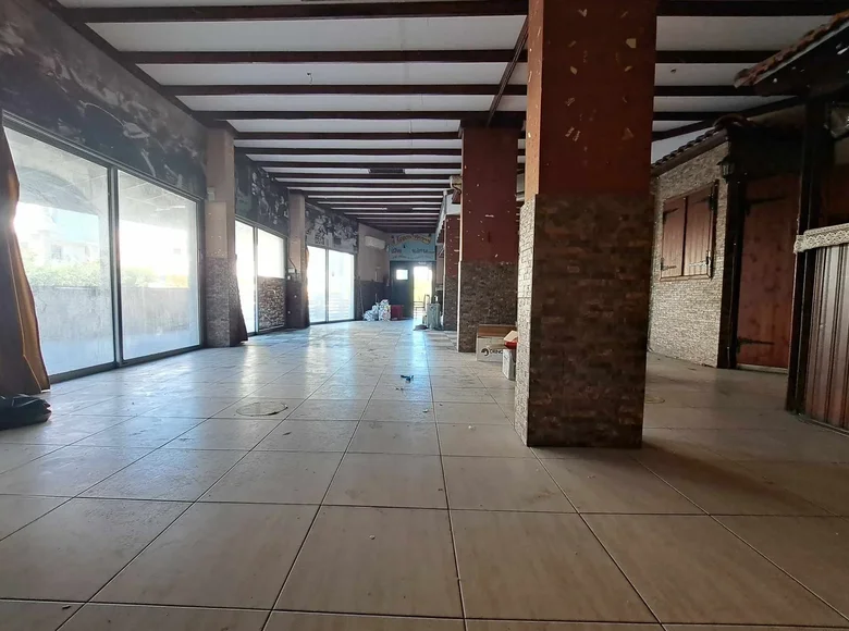 Магазин 300 м² муниципалитет Ларнака, Кипр