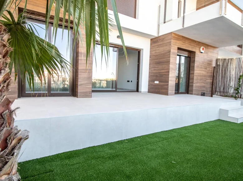 Ático 3 habitaciones 95 m² San Miguel de Salinas, Španjolska