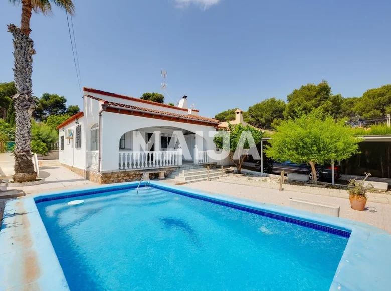 4 bedroom house 192 m² Torrevieja, Spain