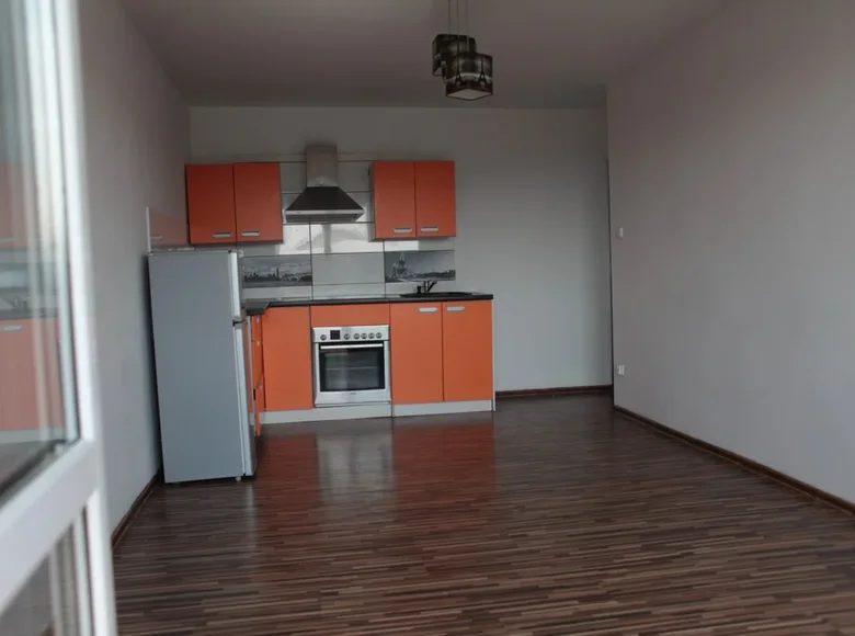 Mieszkanie 4 pokoi 62 m² Chodzież, Polska